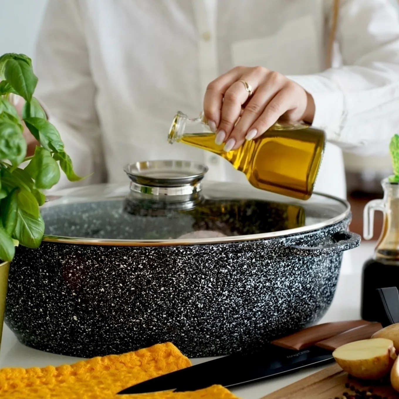 Brytfanna ceramiczna owalna Konighoffer Kingstone 8 l na indukcję