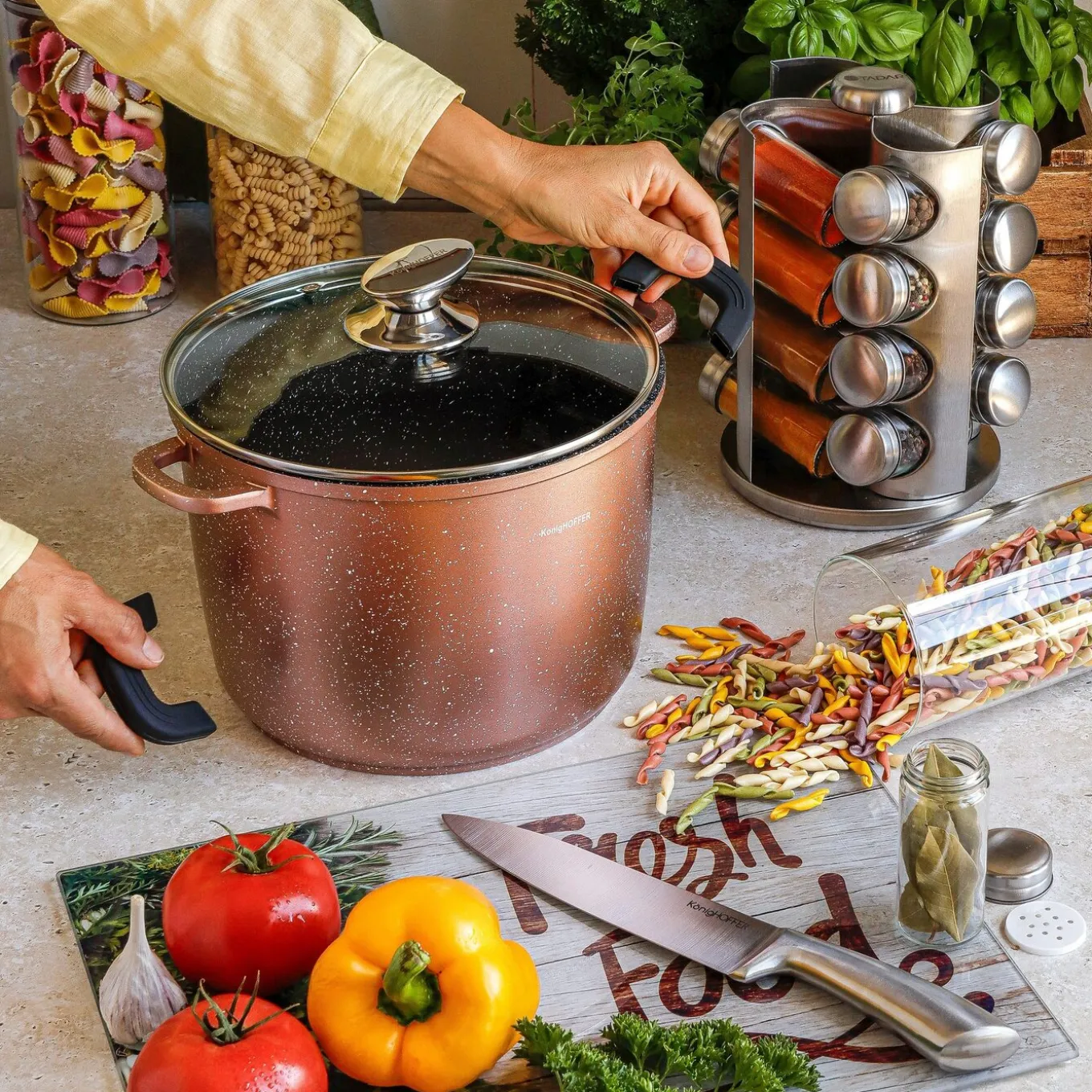 Garnek na indukcję wysoki Konighoffer Pollo Rose Gold 10 l i 2 nakładki