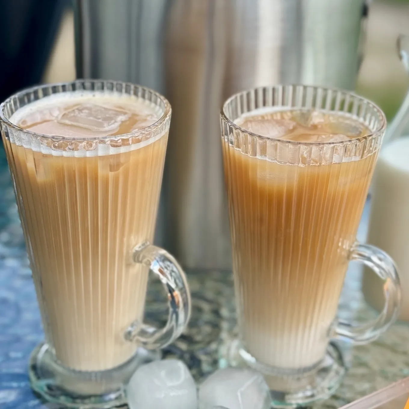 Komplet 6 szklanek do kawy Tadar Latte Anastazja 300 ml i 6 łyżeczek koktajlowych