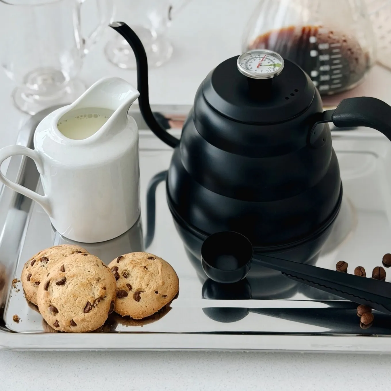 Mlecznik porcelanowy Tadar 250 ml biały