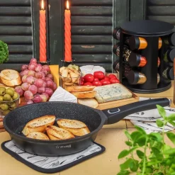 Patelnia marmurowa na indukcję Starke Pro Svart Marble 28 cm