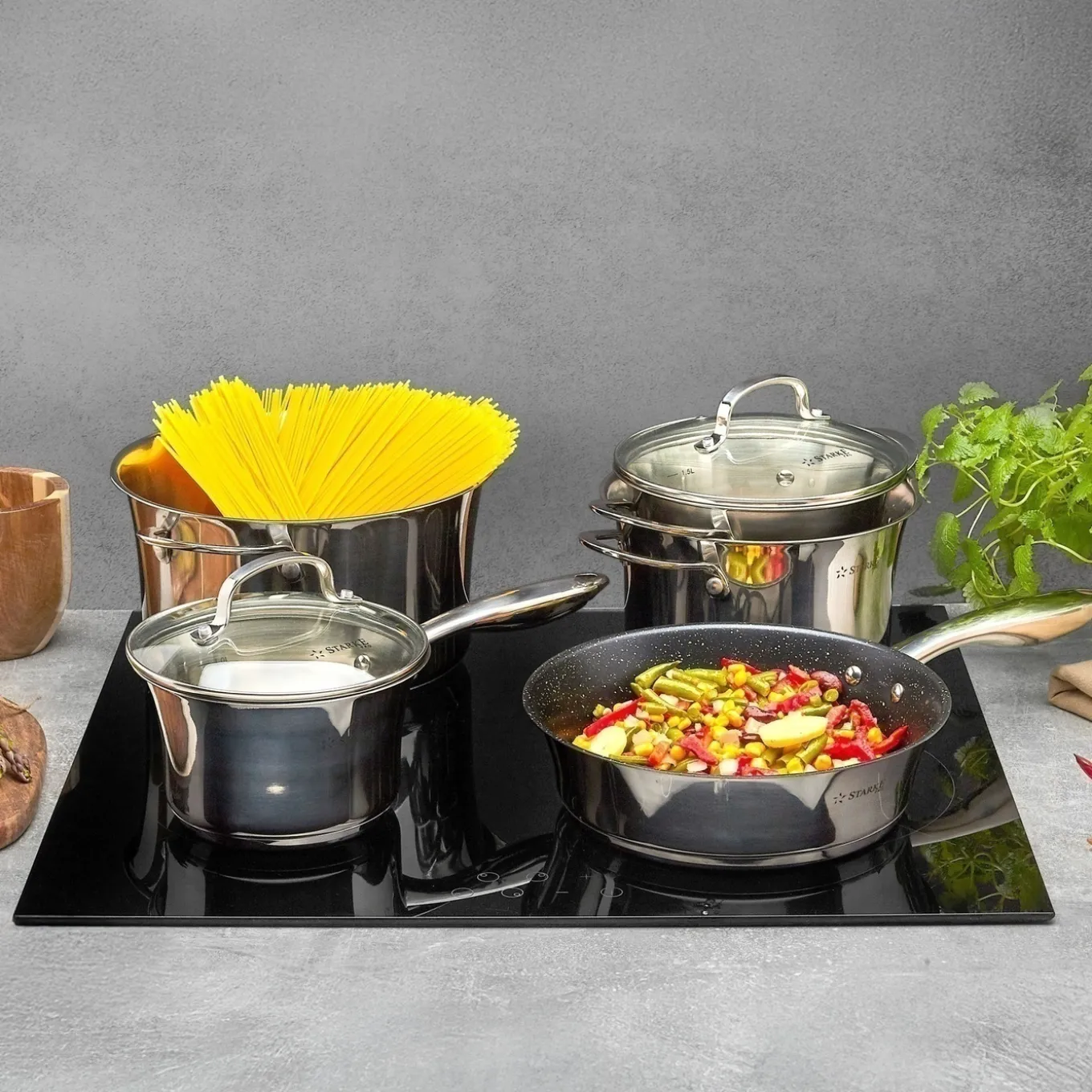Patelnia nierdzewna non-stick na indukcję z pokrywką Starke Pro Sintesi 24 cm