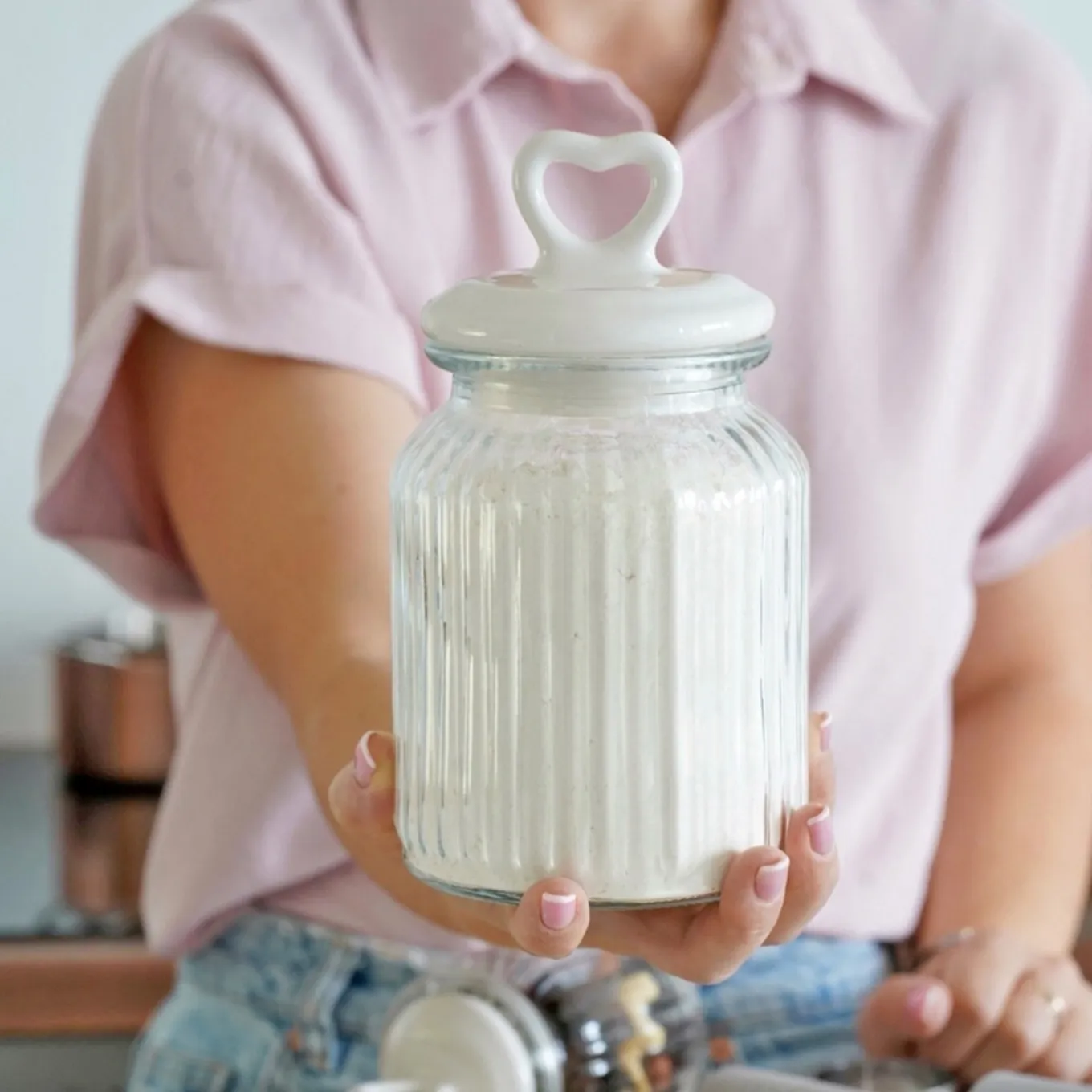 Słoik ozdobny z pokrywką ceramiczną Tadar Serce 1000 ml okrągły