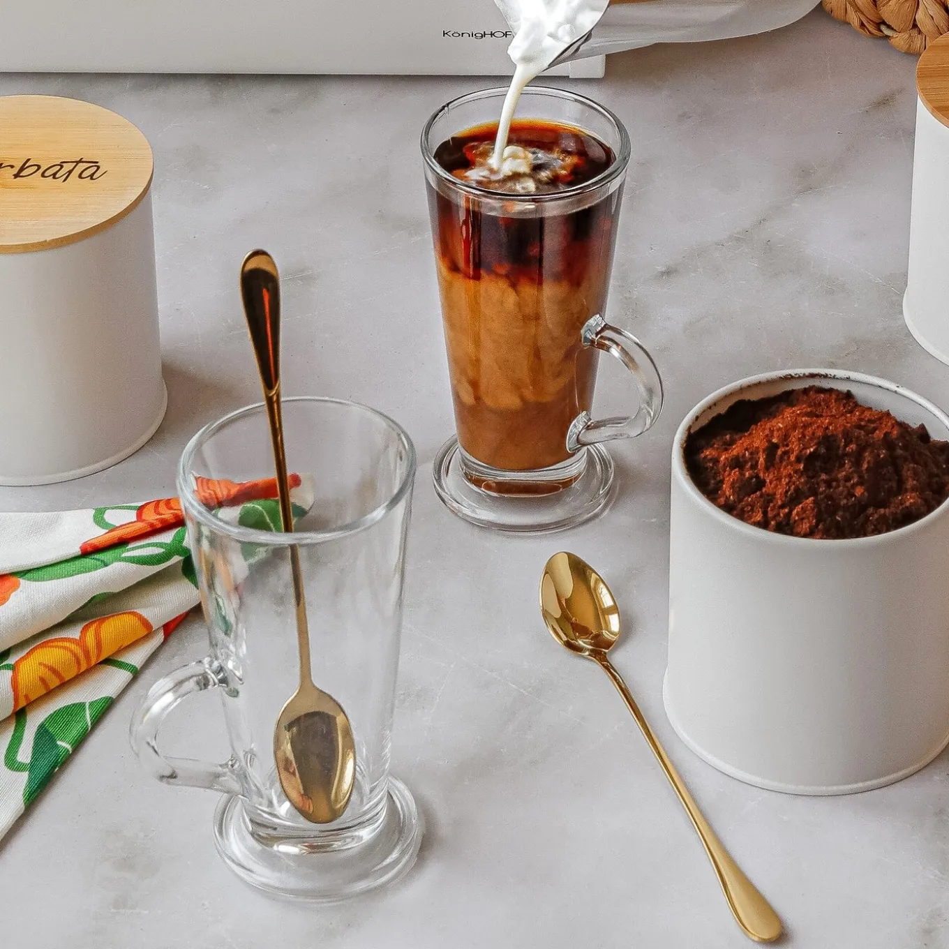 Zestaw 6 szklanek Tadar Caffee Latte 250 ml i 6 złotych łyżeczek koktajlowych